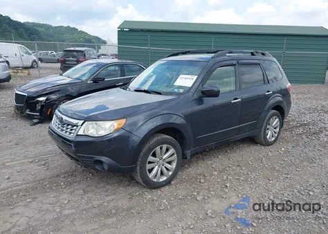 2012 Subaru Forester 2.5X Premium z USA, uszkodzony, nr VIN JF2SHADC4CH447207